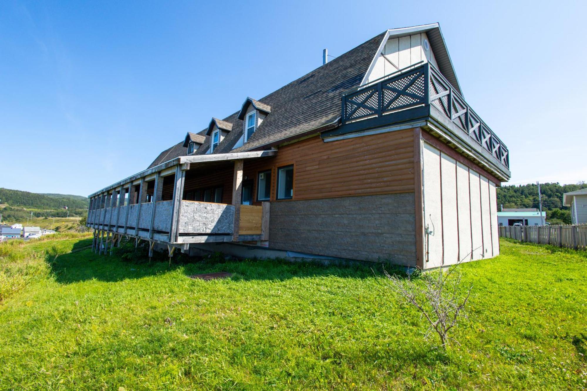 Hotel Domaine Du Recif Sainte Anne-des-Chênes Exterior foto