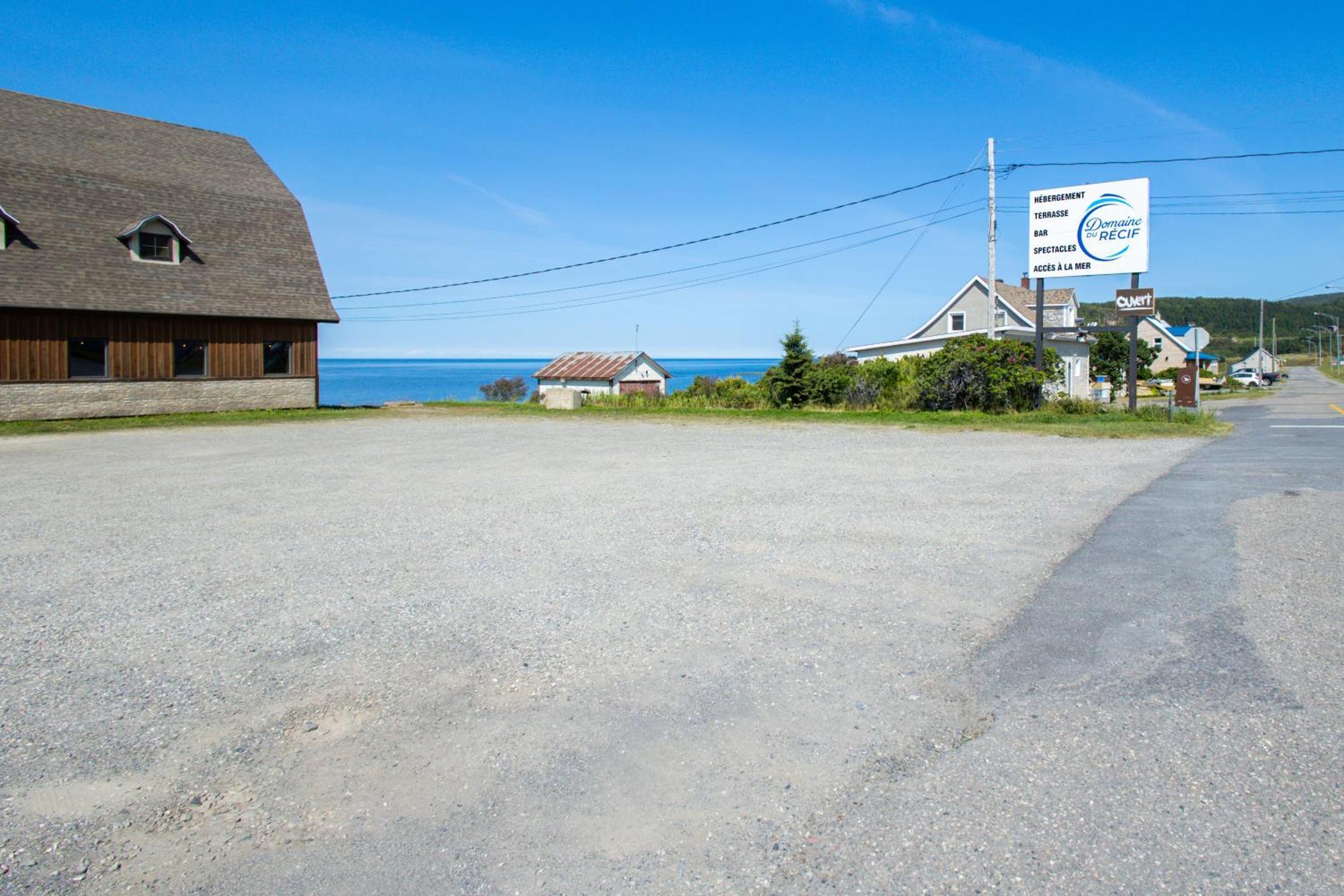 Hotel Domaine Du Recif Sainte Anne-des-Chênes Exterior foto